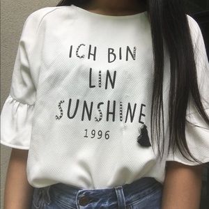 NWOT White German Top